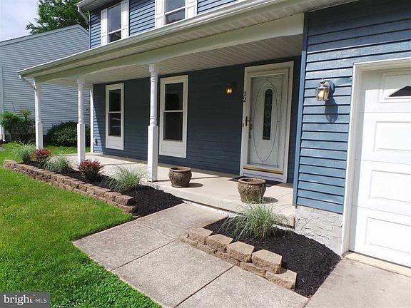 4th image of 22 Lady Diana Cir