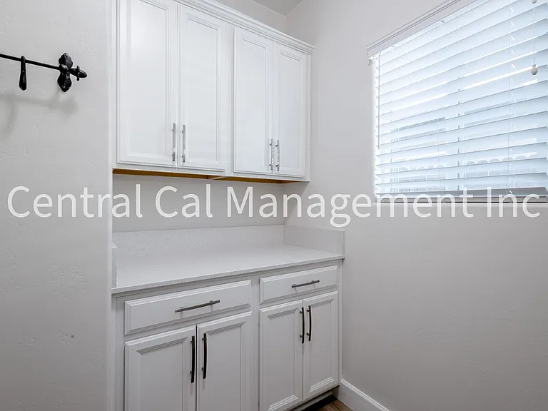 9029 Almond Creek Dr — Photo 26