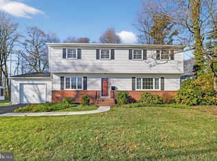 9 Rydal Dr, Lawrence Township, NJ 08648