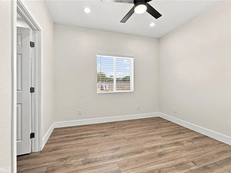 41015 41st St W — Photo 14
