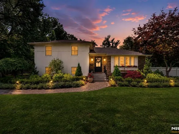 120 President Rd, Washington Township, NJ 07676