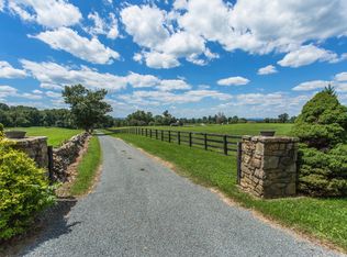 22461 Sam Fred Rd, Middleburg, VA 20117