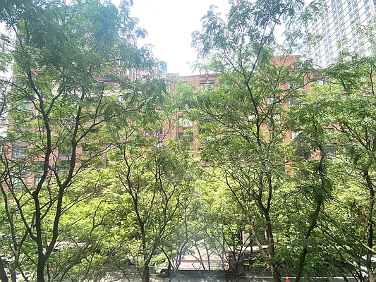 Rented by Sotheby's International Realty | media 24