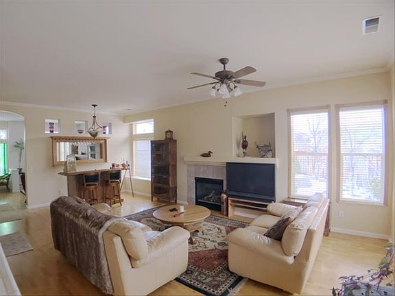 4th image of 7996 Las Plumas Dr