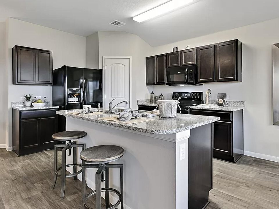 2nd image of 6128 Ronee Leah Dr