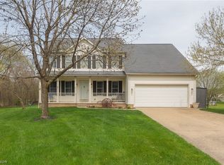 1094 Brittingham Dr, Ravenna, OH 44266