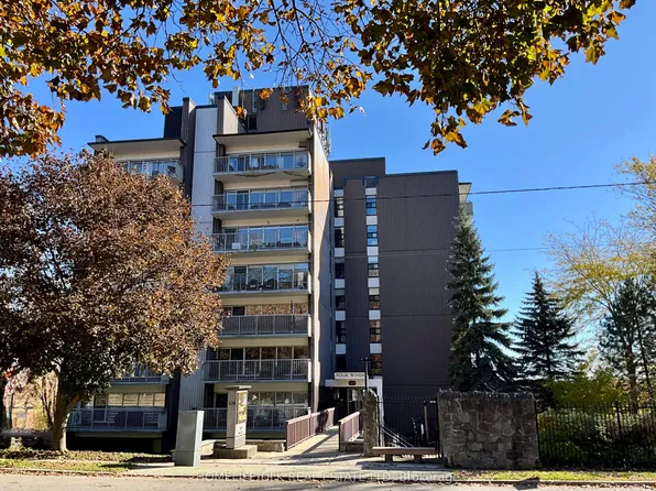 109 King St E #607, Brockville, ON K6V 1B8