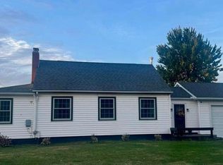 4815 Lake Rd E, Geneva, OH 44041