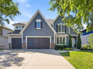 15401 W 165th St, Olathe, KS 66062