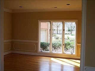 4th image of 2682 Clermont Pl