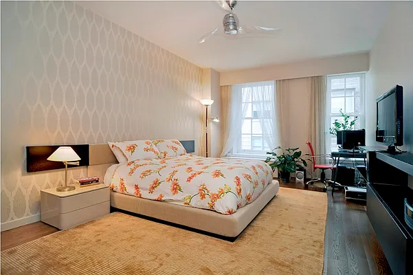 Sold by Corcoran | media 12