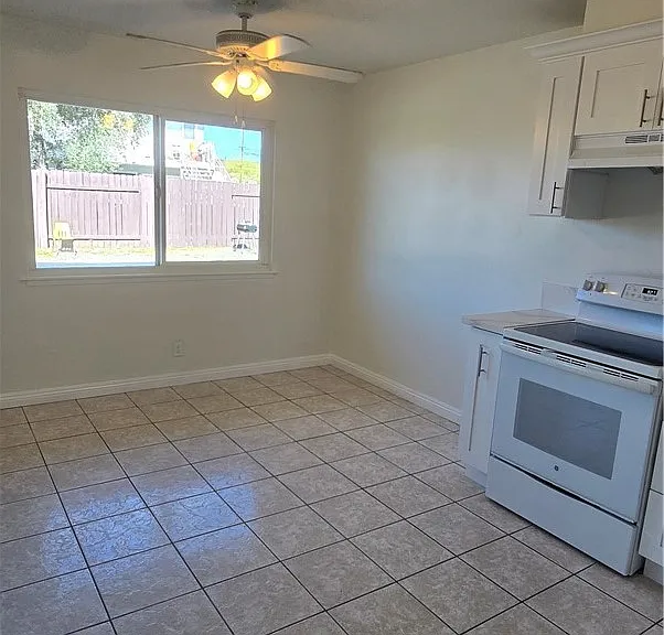 22557 Adrienne Ave — Photo 8