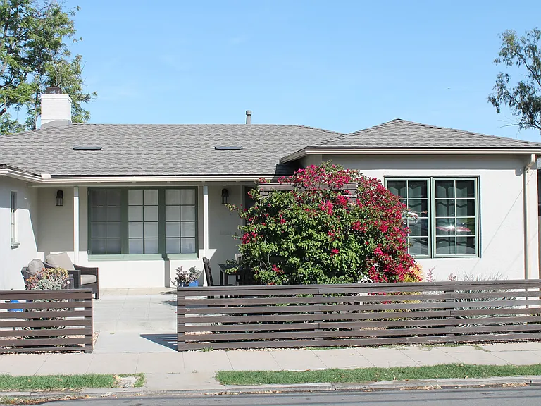 3711 Eagle St — Photo 1