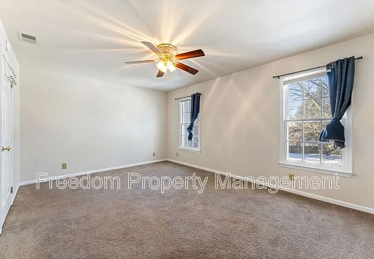 726 Pine Tree Ct — Photo 20