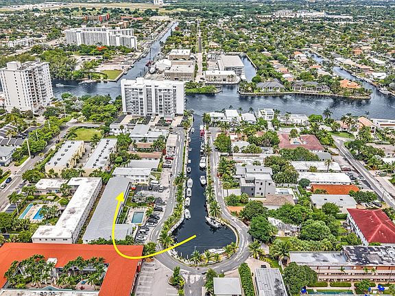 2nd image of 3232 Canal Drive #19