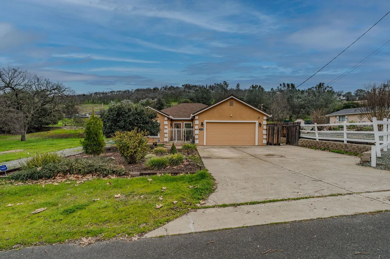 3109 Dunn Rd photo 1