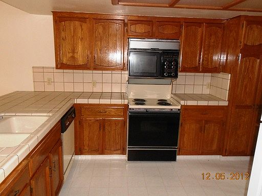 4th image of 173 E Cole Ave #A