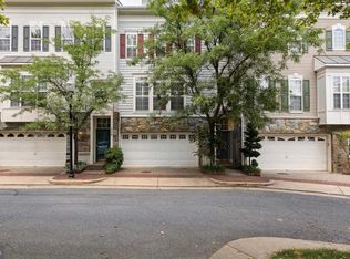 5051 Minda Ct, Alexandria, VA 22304