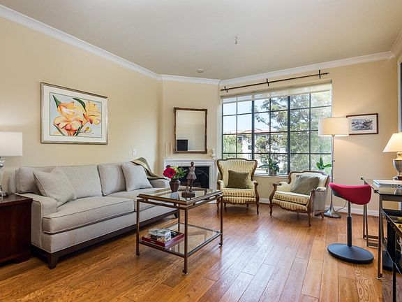 5th image of 633 Elm St APT 301