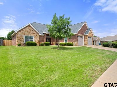 725 White Bear Trl, Lindale, TX, 75771