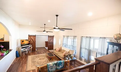 575 Linekona Pl #A Photo 1 575 Linekona Pl #A Photo 1