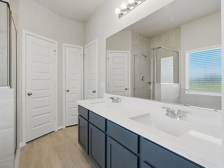 10406 Milford Woods Ln — Photo 25