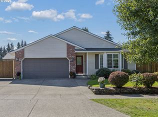2174 Baines Blvd, Hubbard, OR 97032