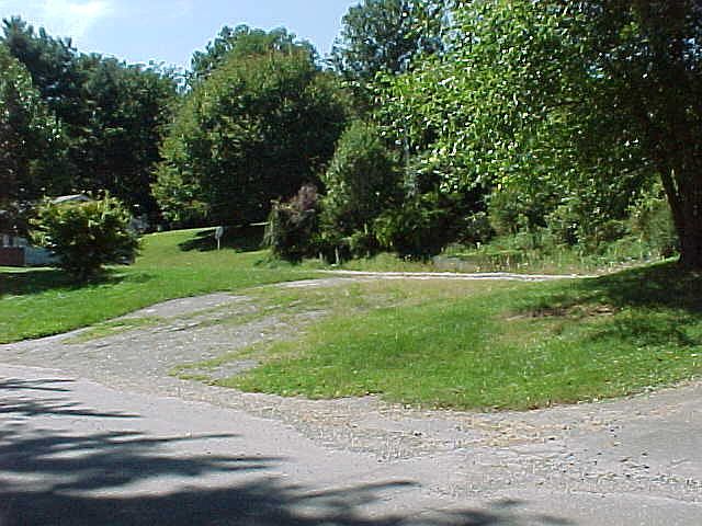 1st image of 300 Westview Dr