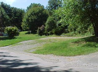 300 Westview Dr, Sparta, NC 28675