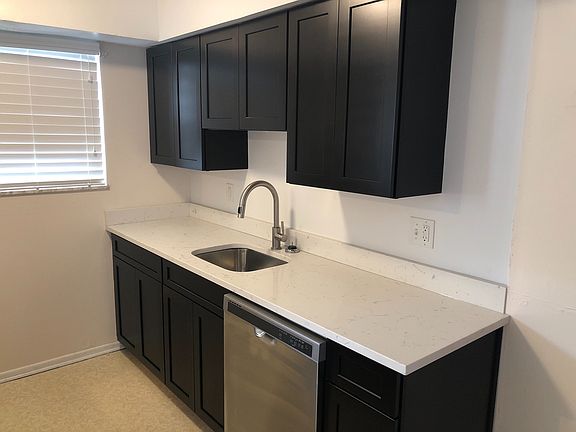 3rd image of 1444-1466 Worthington St #1444-F