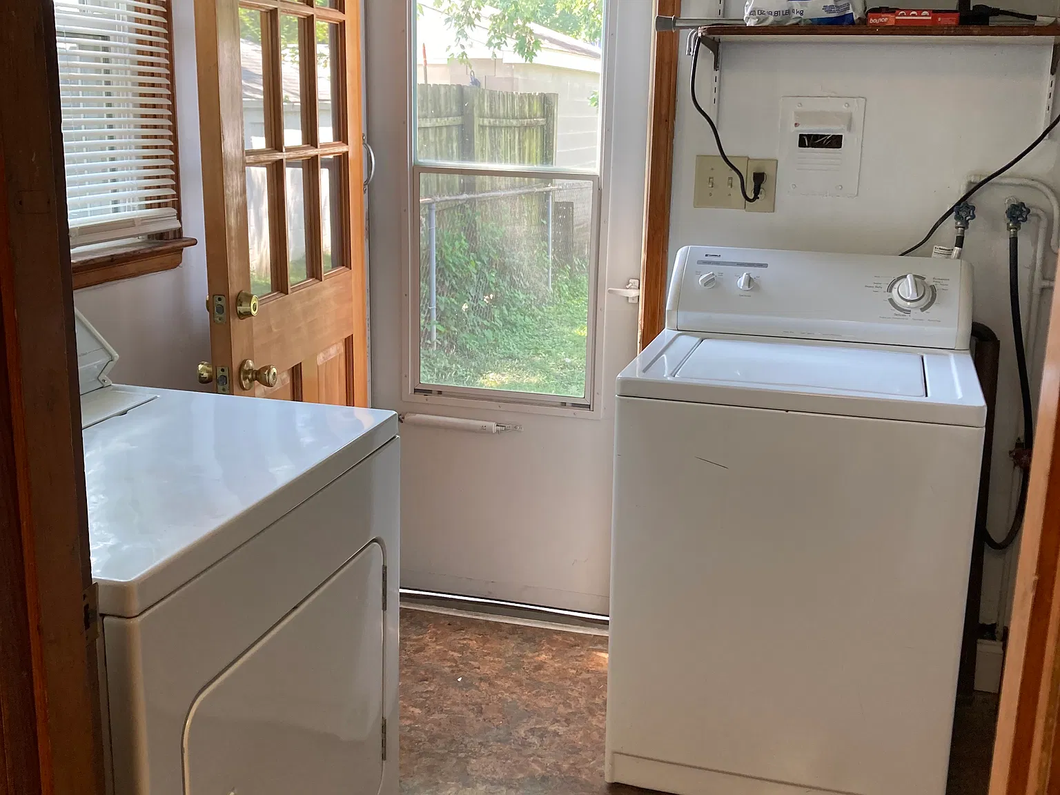 2 bed, 713 sqft, $1,200 — Photo 3