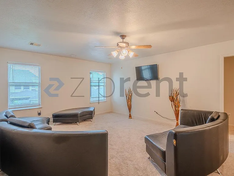 19927 Cypresswood Sq — Photo 19