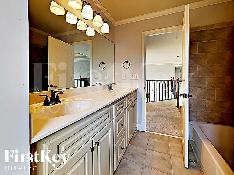 2585 Britt Trail Ct — Photo 11