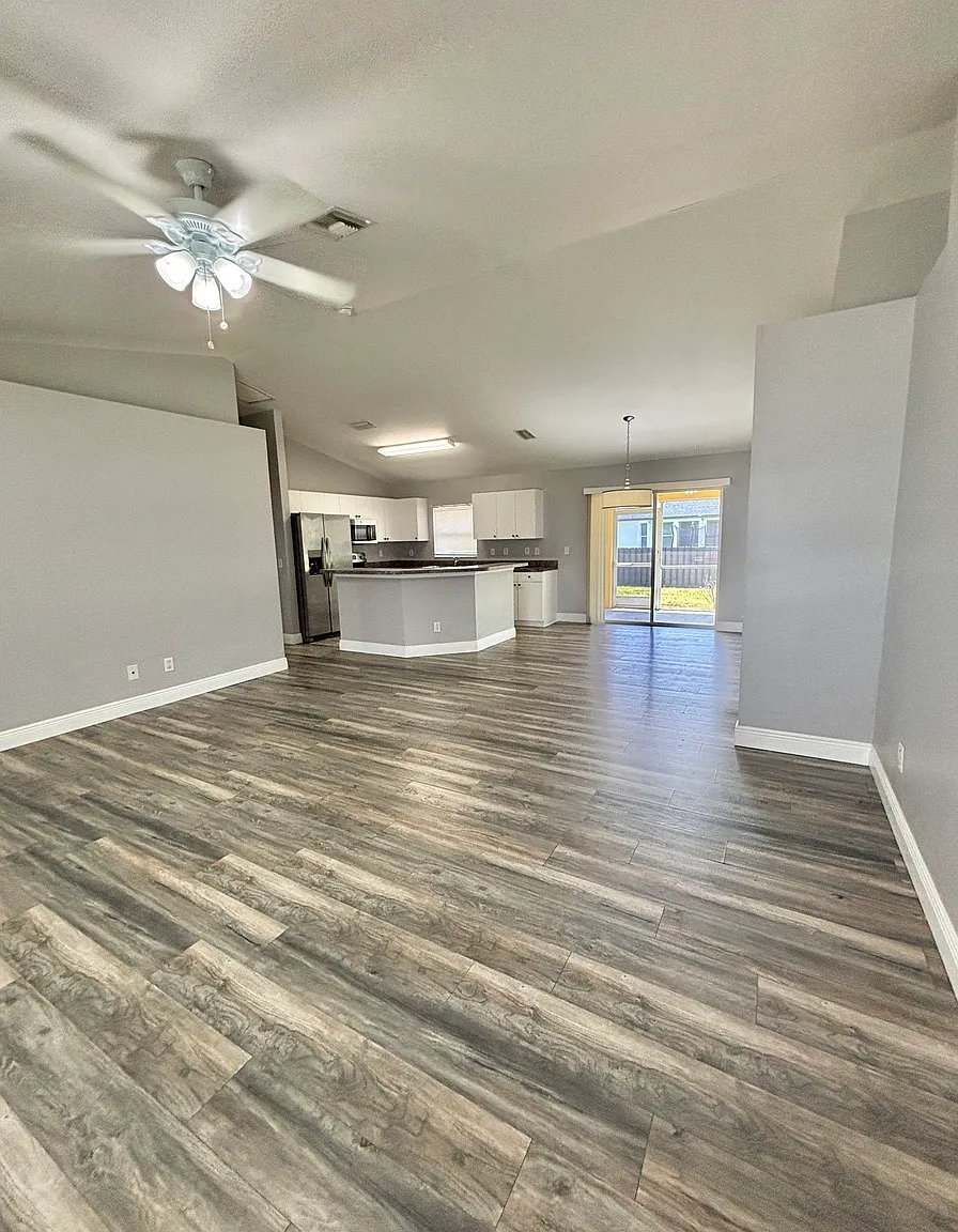Available Now! 3 Bedroom 2 Bath Home NW CAPE! — Photo 3