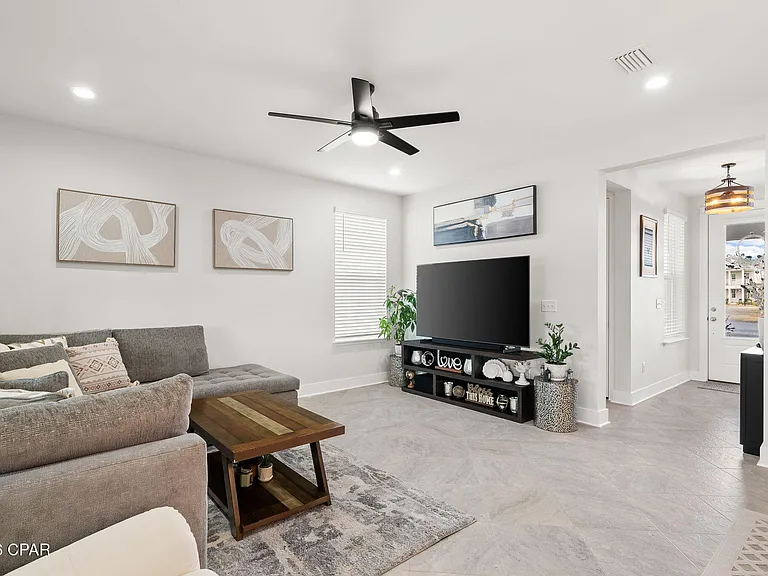 2101 Kingfisher Ct — Photo 12
