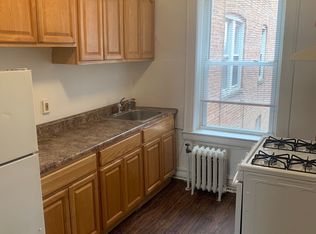 75 Grove St #N34, Montclair, NJ 07042