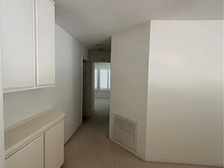 928 Lotus Cir — Photo 28