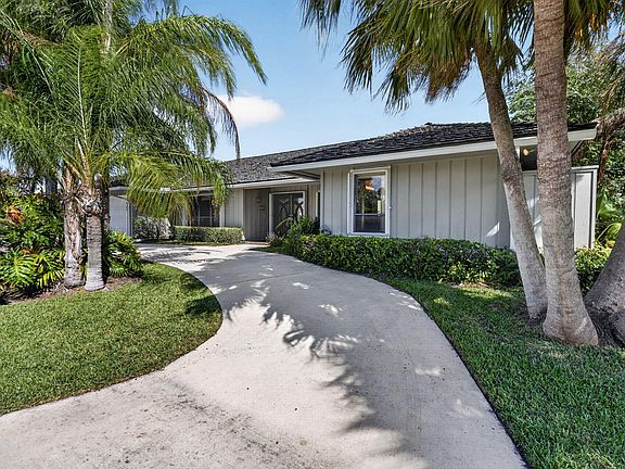 2nd image of 9055 SE Harbor Island Way