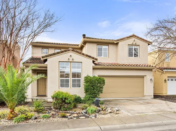 14 Alhambra Court, Novato, CA 94949