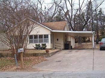 2nd image of 219 N Kates Ave