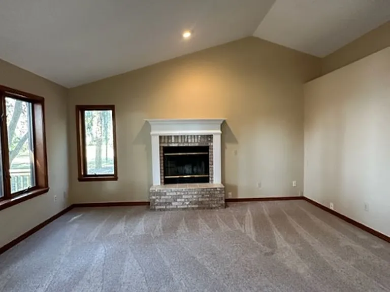 1276 Quattlefield Ln — Photo 8