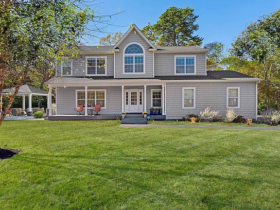 2nd image of 153 Newtown Rd