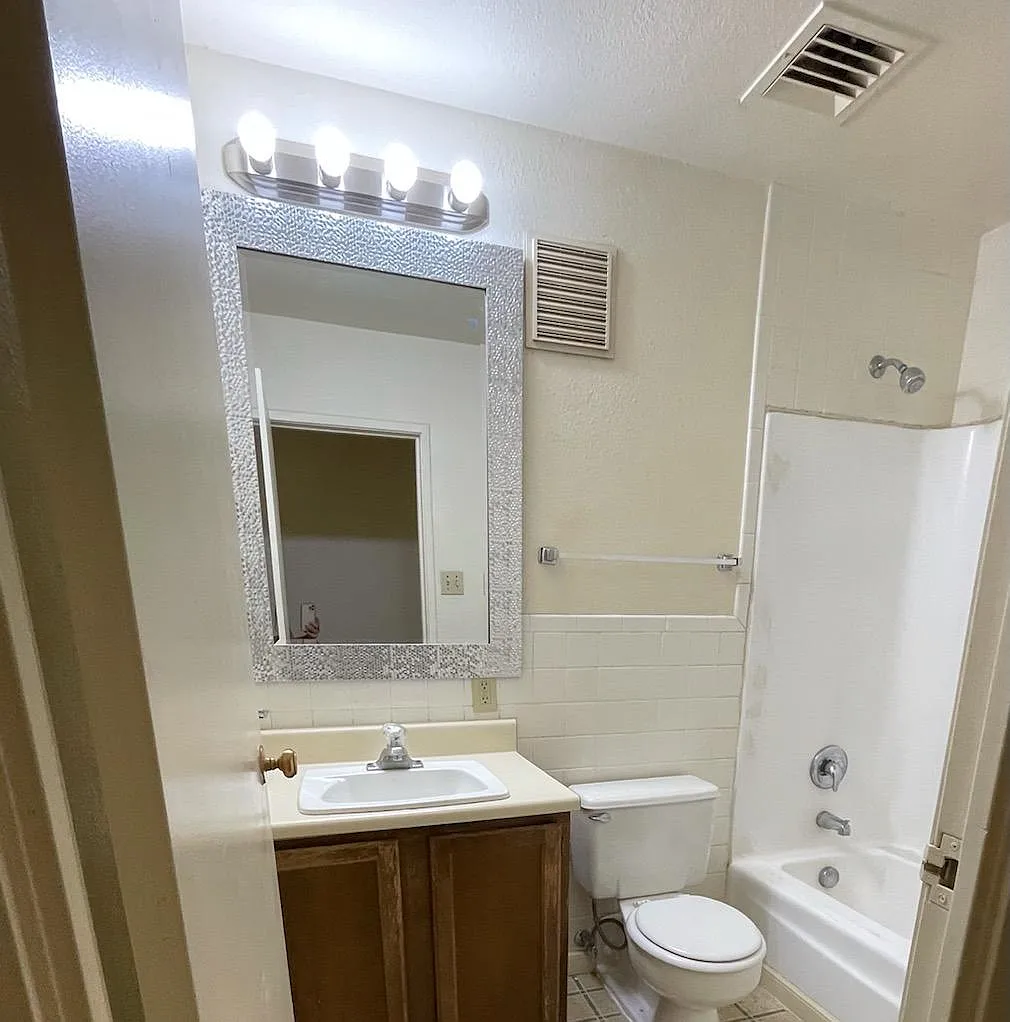 327 W Mountain View Dr — Photo 4