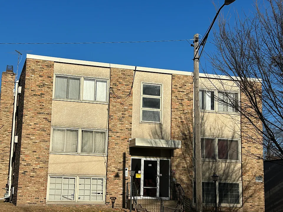 315 University Ave SE #103