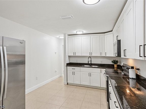 3rd image of 89 Cabana Ave