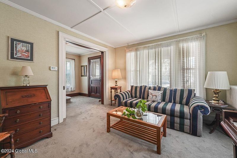 3rd image of 78 White Street
