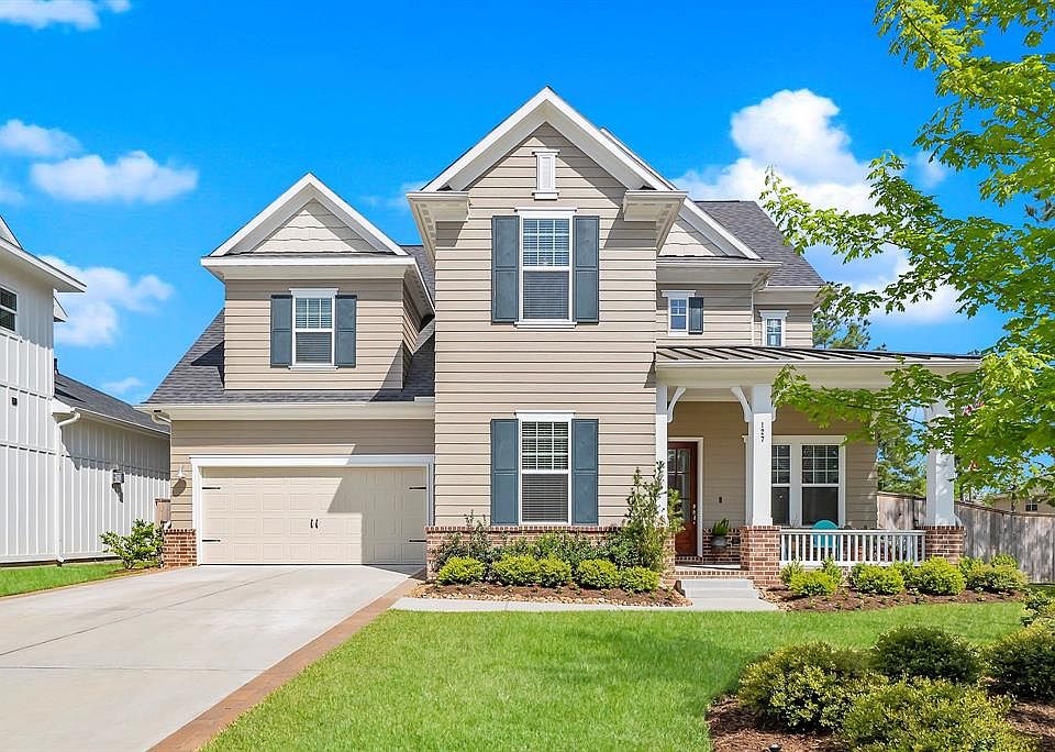 1st image of 127 Silverwolf Cove Pl
