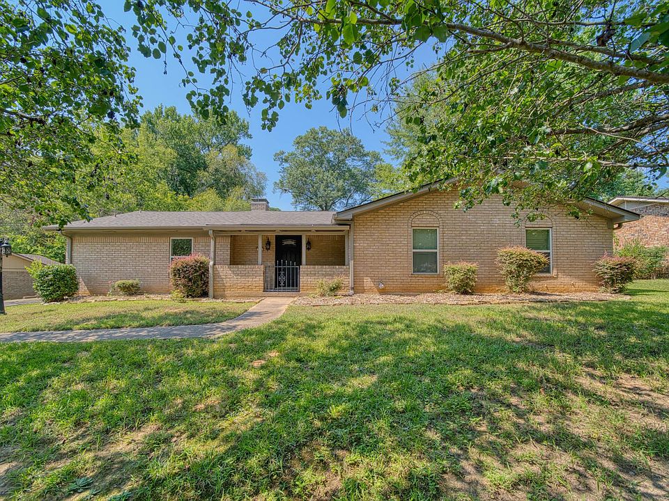 1st image of 907 Sequoyah Ln