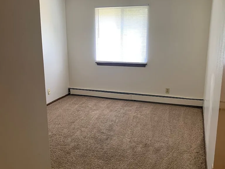 29 Alexander Ave — Photo 27