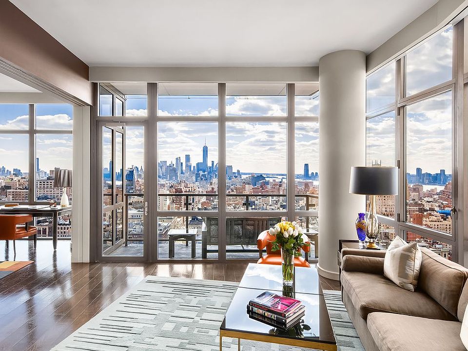 1st image of 101 W 24th St APT 31B